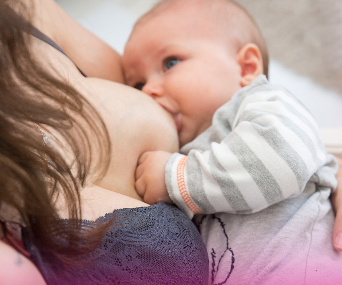 Breast Milk Storage Guidelines: A Simple Guide for Mamas
