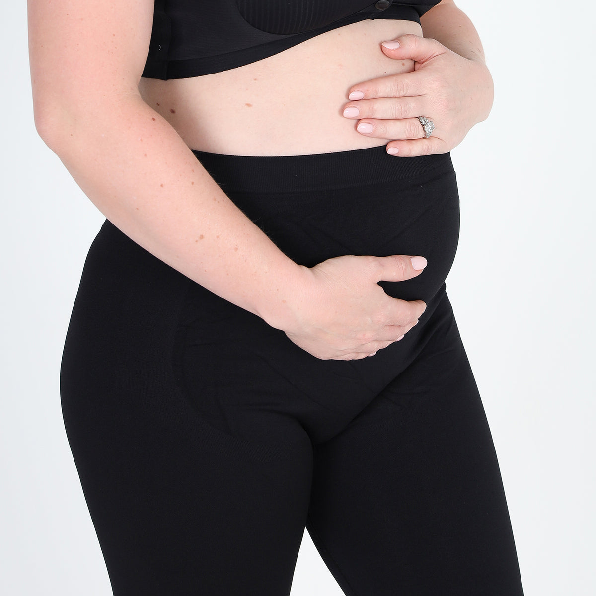 Mama Noo Black Maternity Seamless Leggings